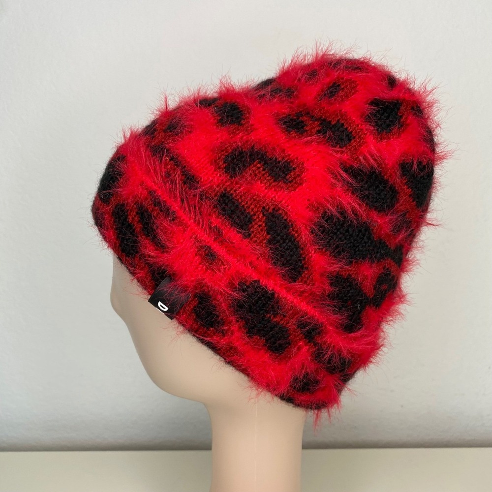 DKNY Red Black Leopard Print Fuzzy Eyelash‎ Knit Beanie Hat One Size Punk Grunge